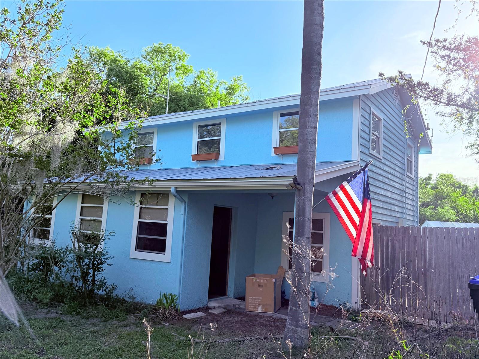 Single Family Residence in ORLANDO, FL - Daniel Dourado