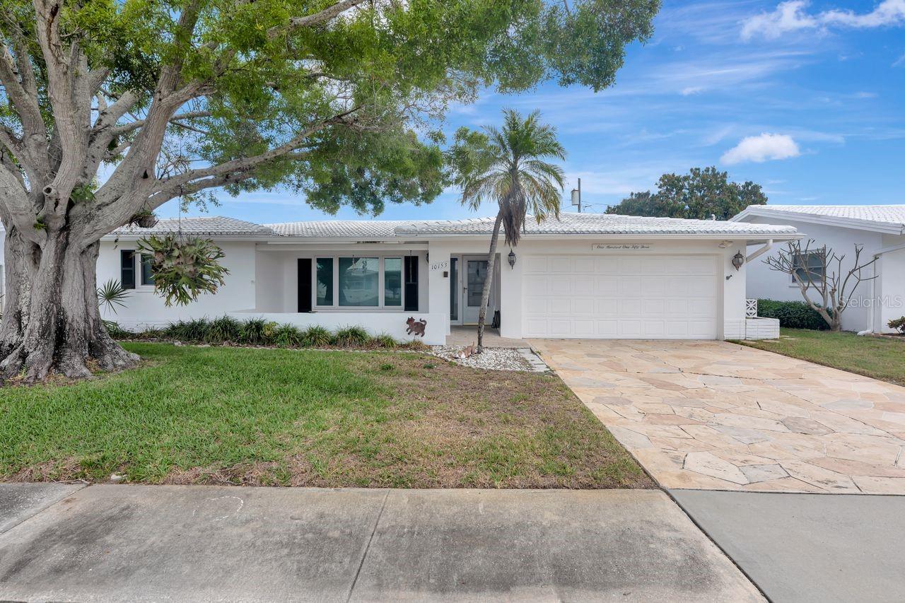 Single Family Residence em PINELLAS PARK, FL - Daniel Dourado