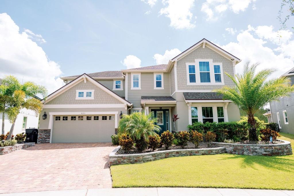 Single Family Residence in ORLANDO, FL - Daniel Dourado