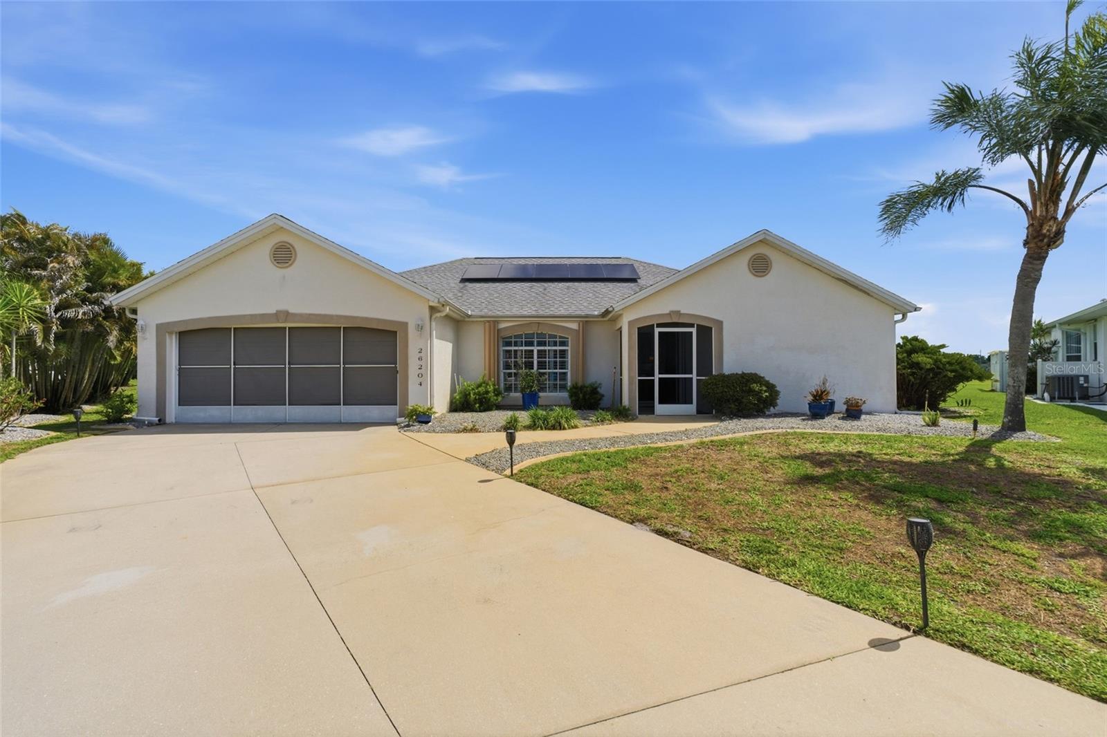 Single Family Residence in PUNTA GORDA, FL - Daniel Dourado