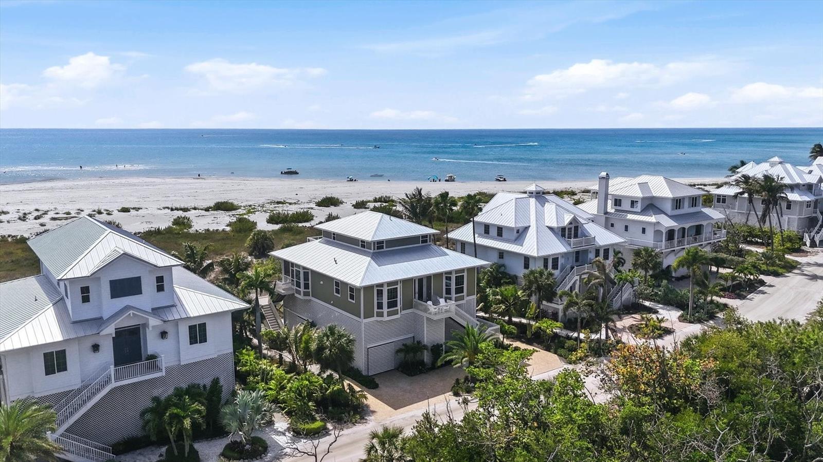 Single Family Residence in PLACIDA, FL - Daniel Dourado