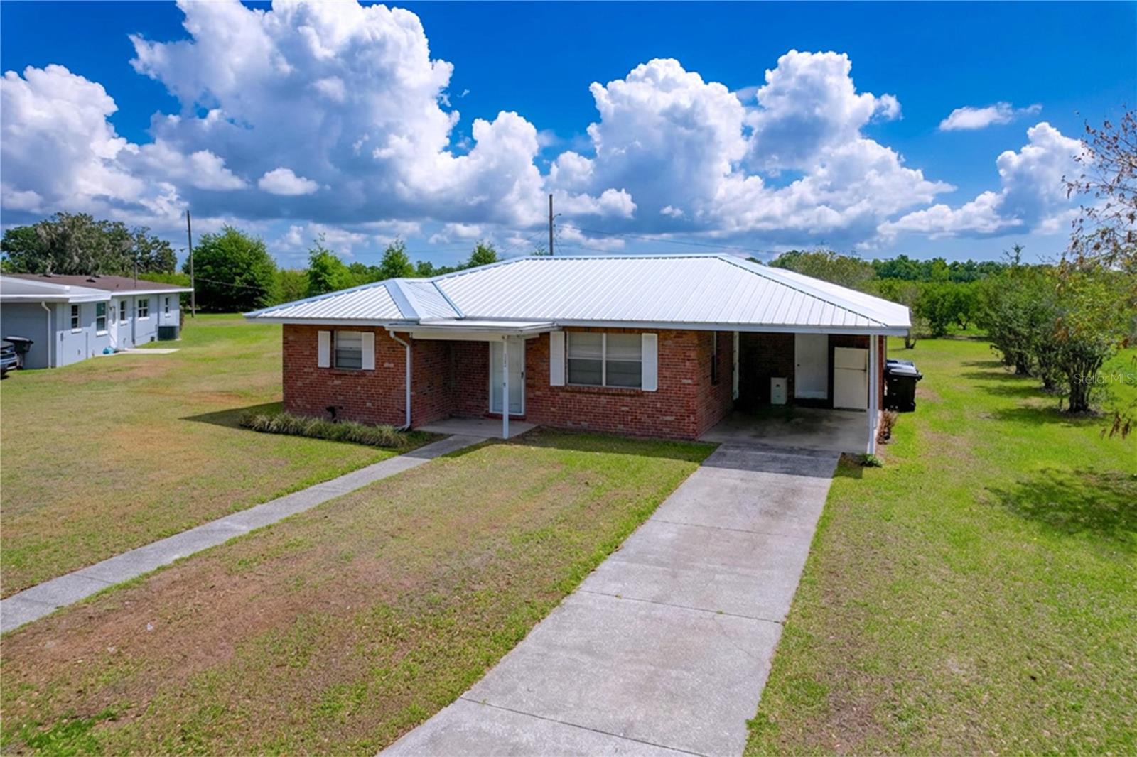 Single Family Residence in FORT MEADE, FL - Daniel Dourado