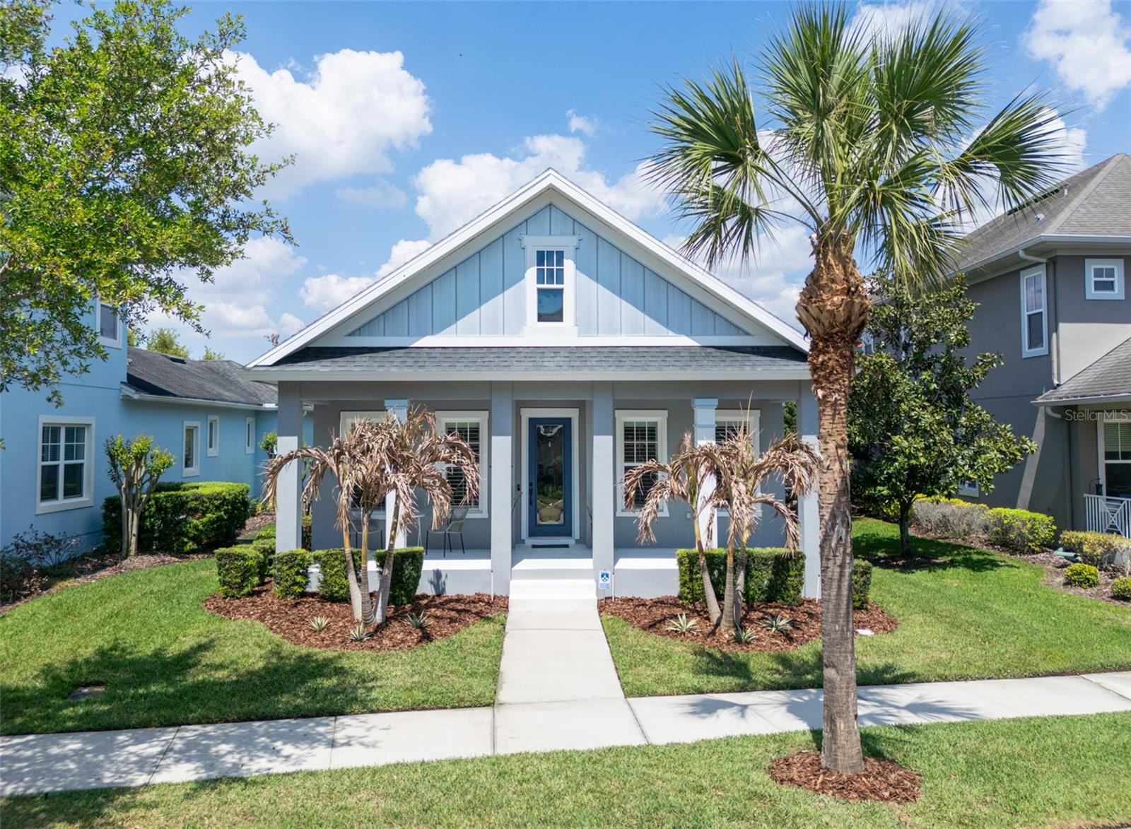 Single Family Residence in ORLANDO, FL - Daniel Dourado