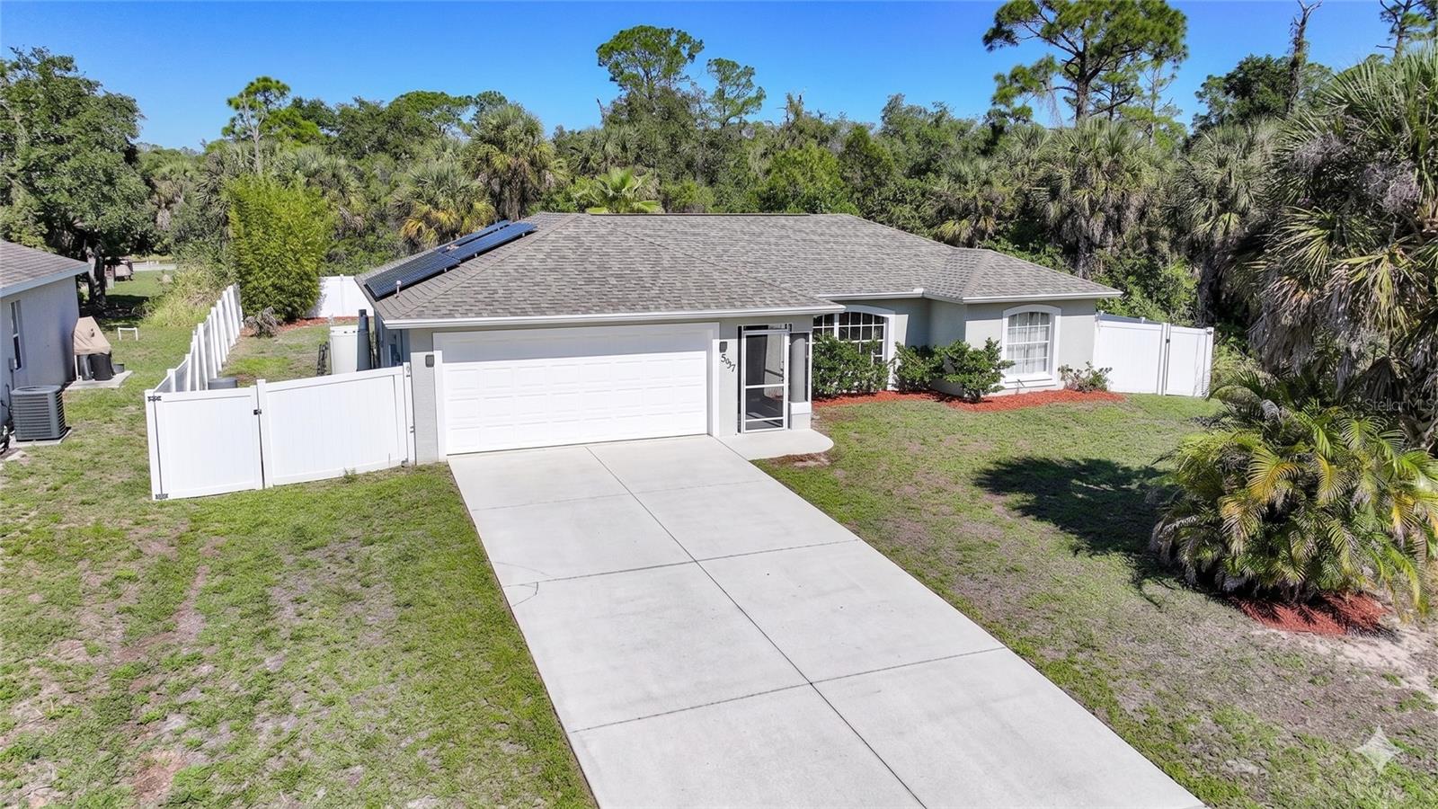 Single Family Residence em NORTH PORT, FL - Daniel Dourado