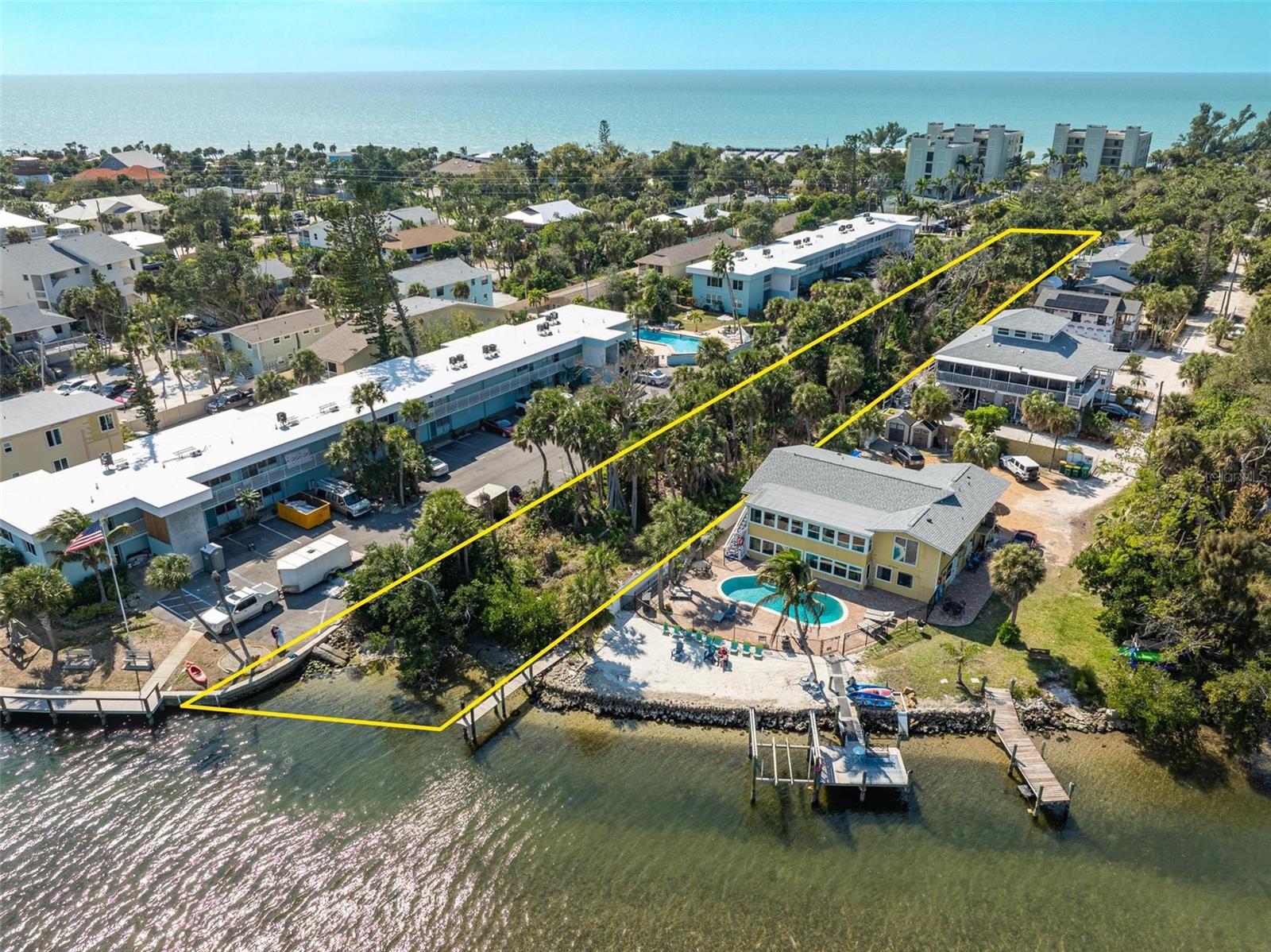  em ENGLEWOOD, FL - Daniel Dourado