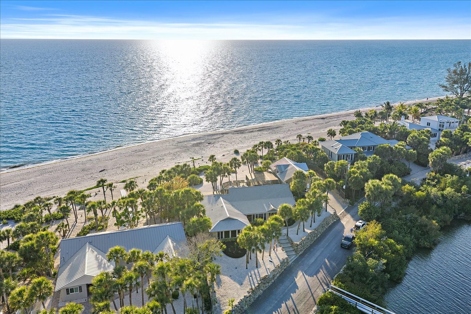 Single Family Residence em ENGLEWOOD, FL - Daniel Dourado