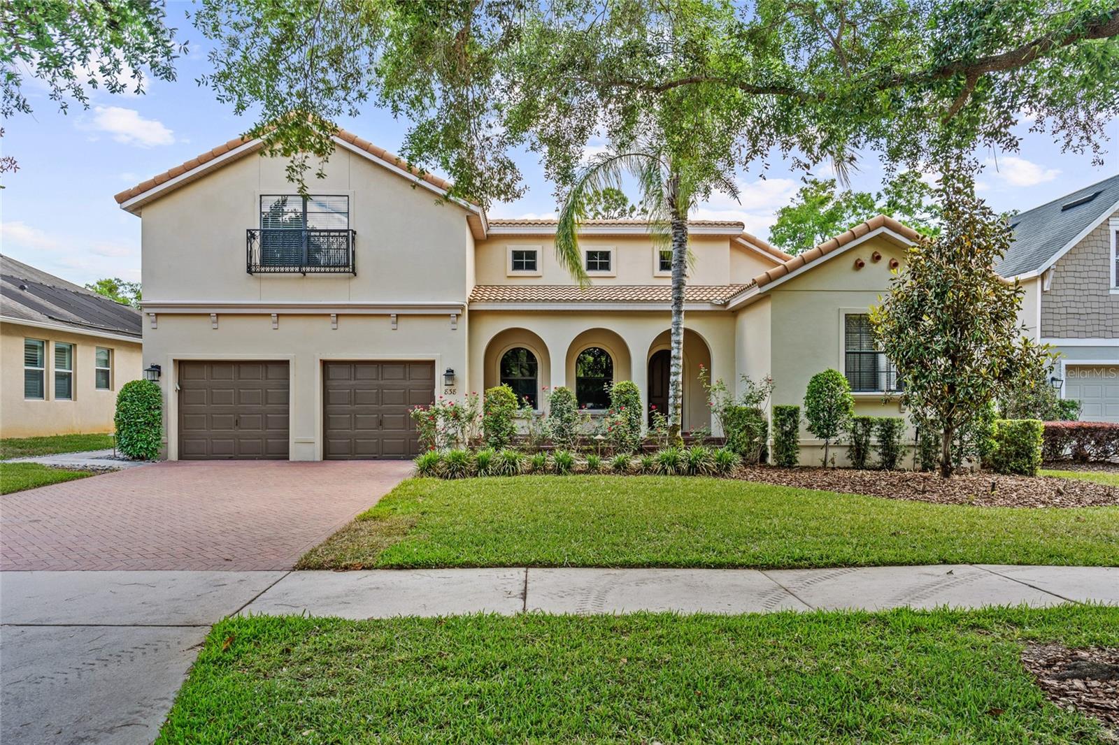 Single Family Residence in ORLANDO, FL - Daniel Dourado