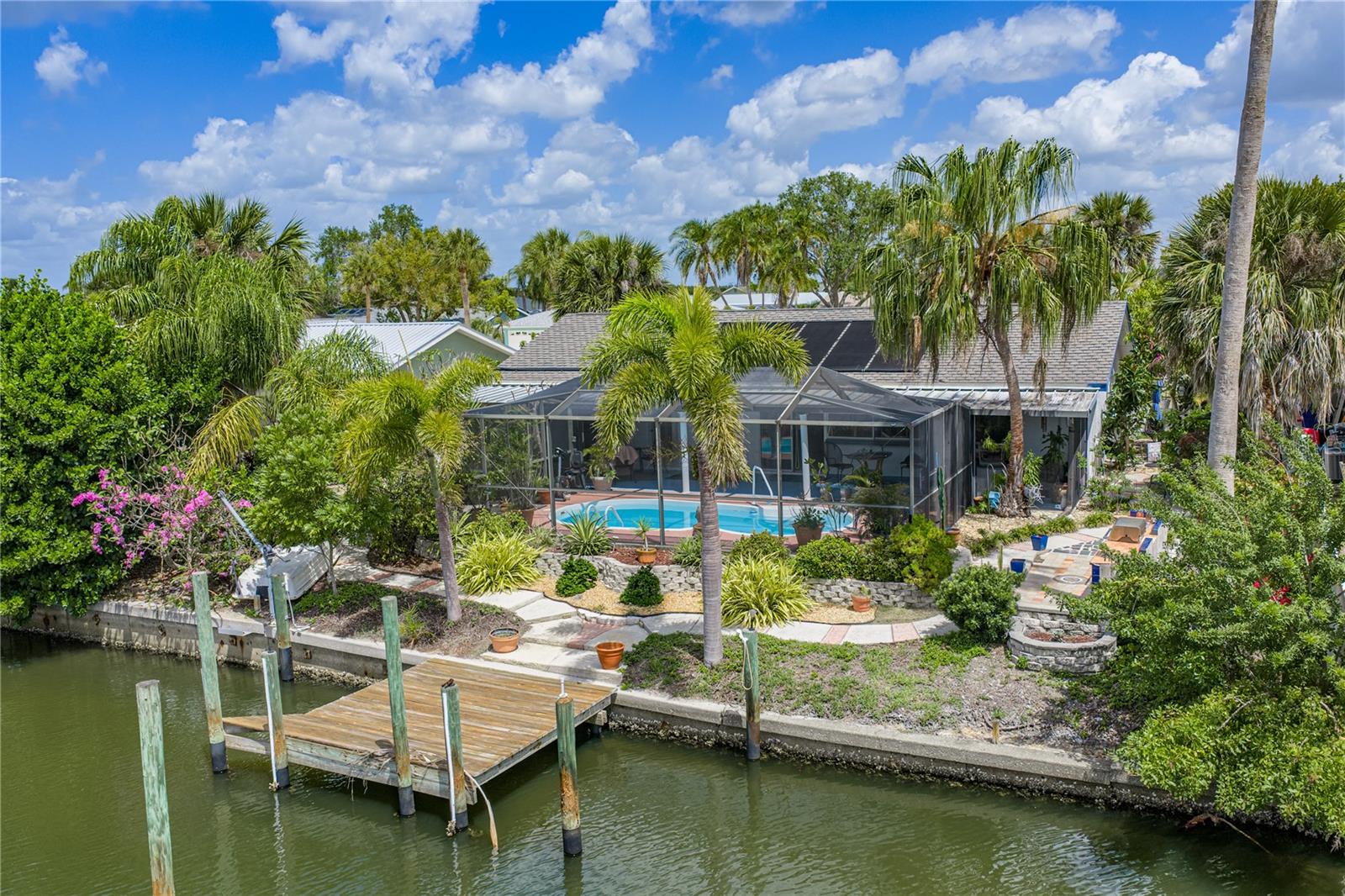Single Family Residence em APOLLO BEACH, FL - Daniel Dourado