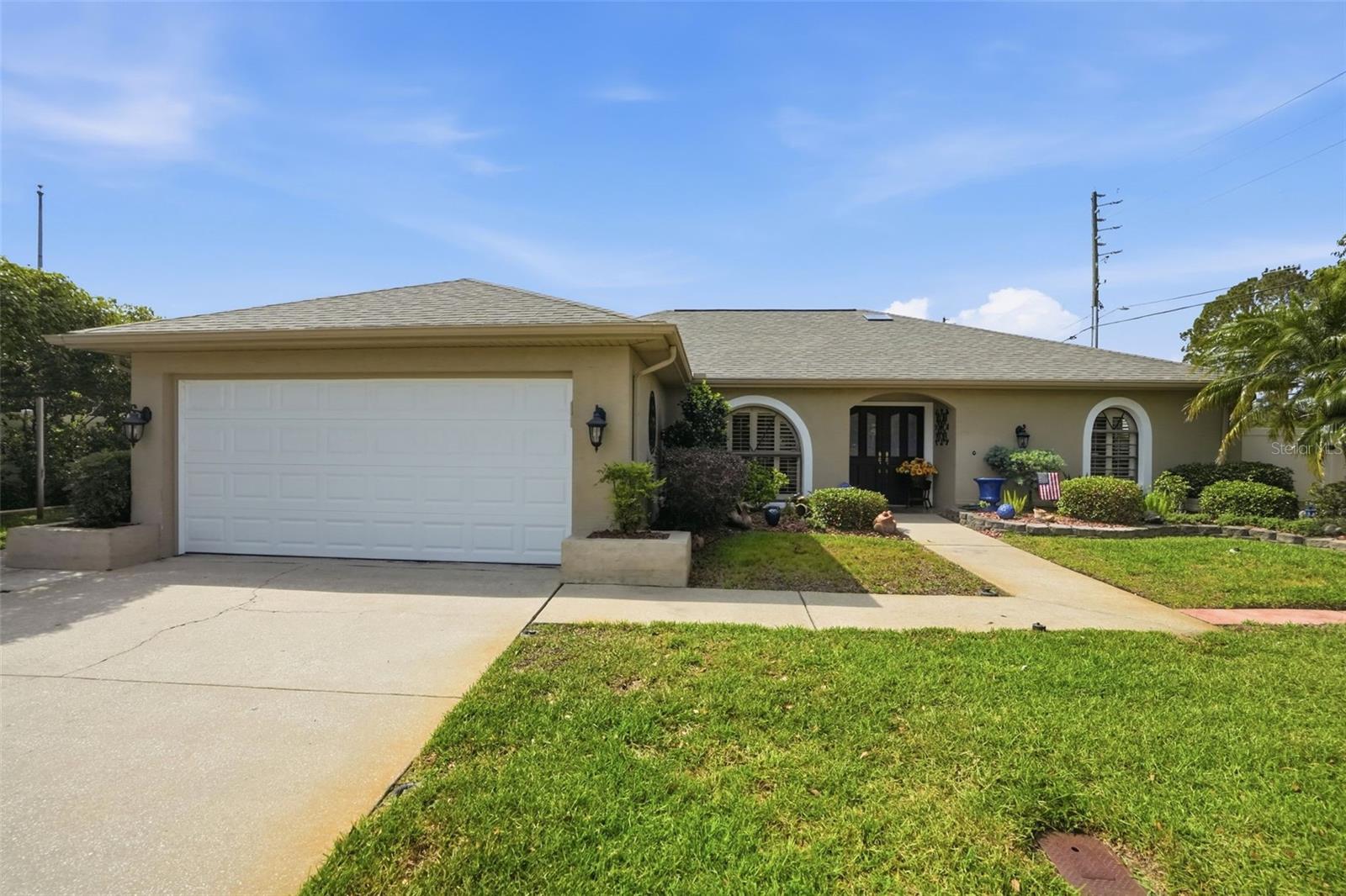 Single Family Residence em NEW PORT RICHEY, FL - Daniel Dourado