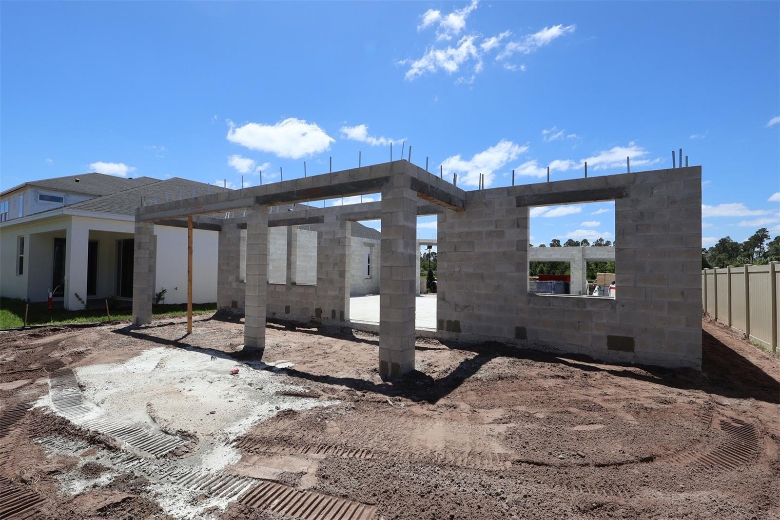 Single Family Residence em ST CLOUD, FL - Daniel Dourado