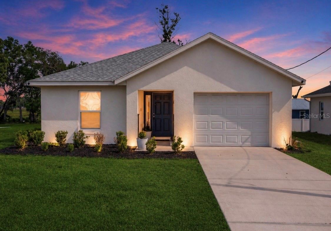 Single Family Residence em SUMMERFIELD, FL - Daniel Dourado