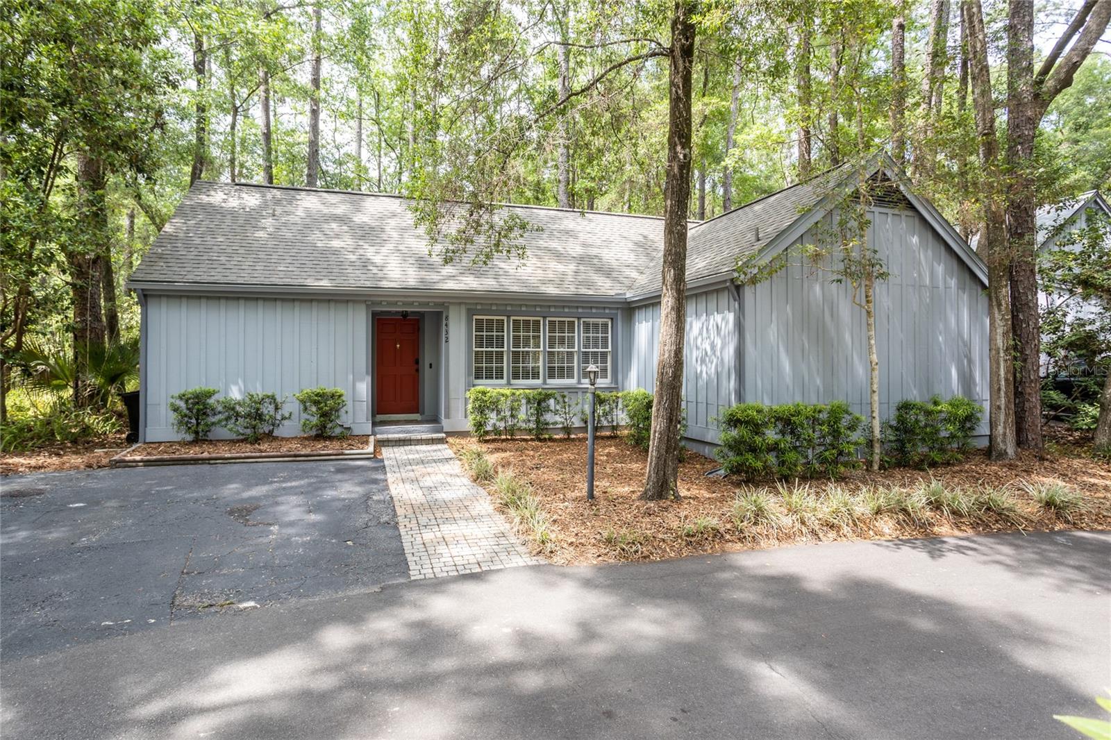 Single Family Residence in GAINESVILLE, FL - Daniel Dourado