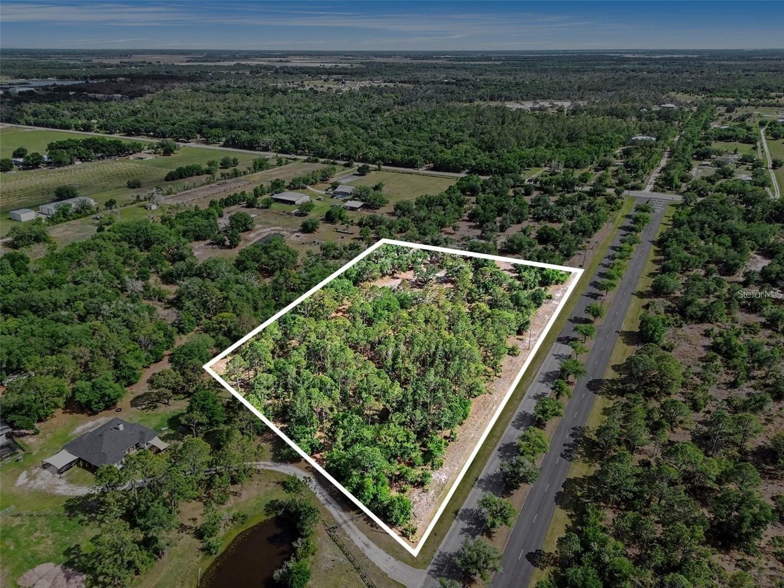  in MYAKKA CITY, FL - Daniel Dourado