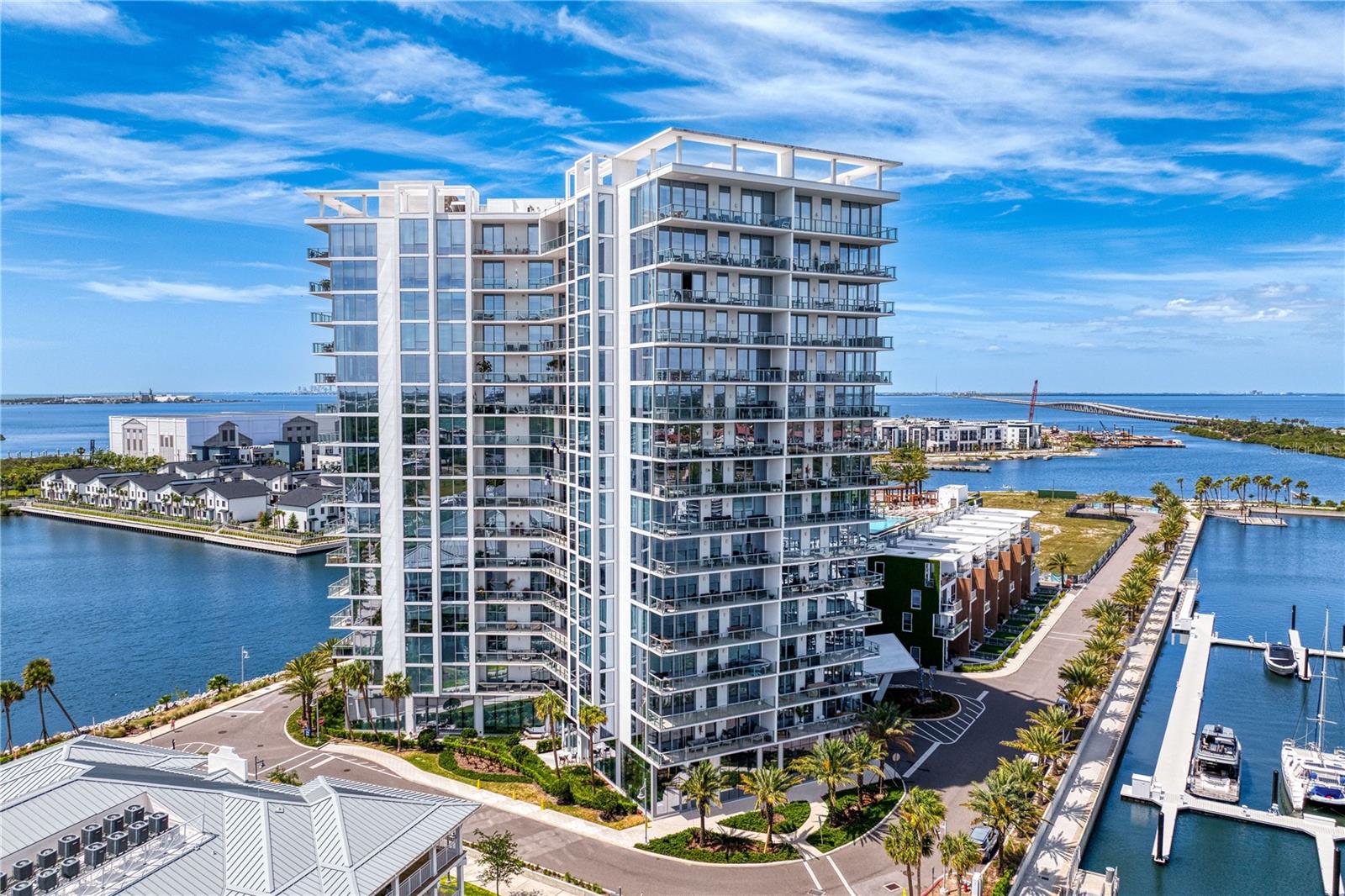 Condominium in TAMPA, FL - Daniel Dourado