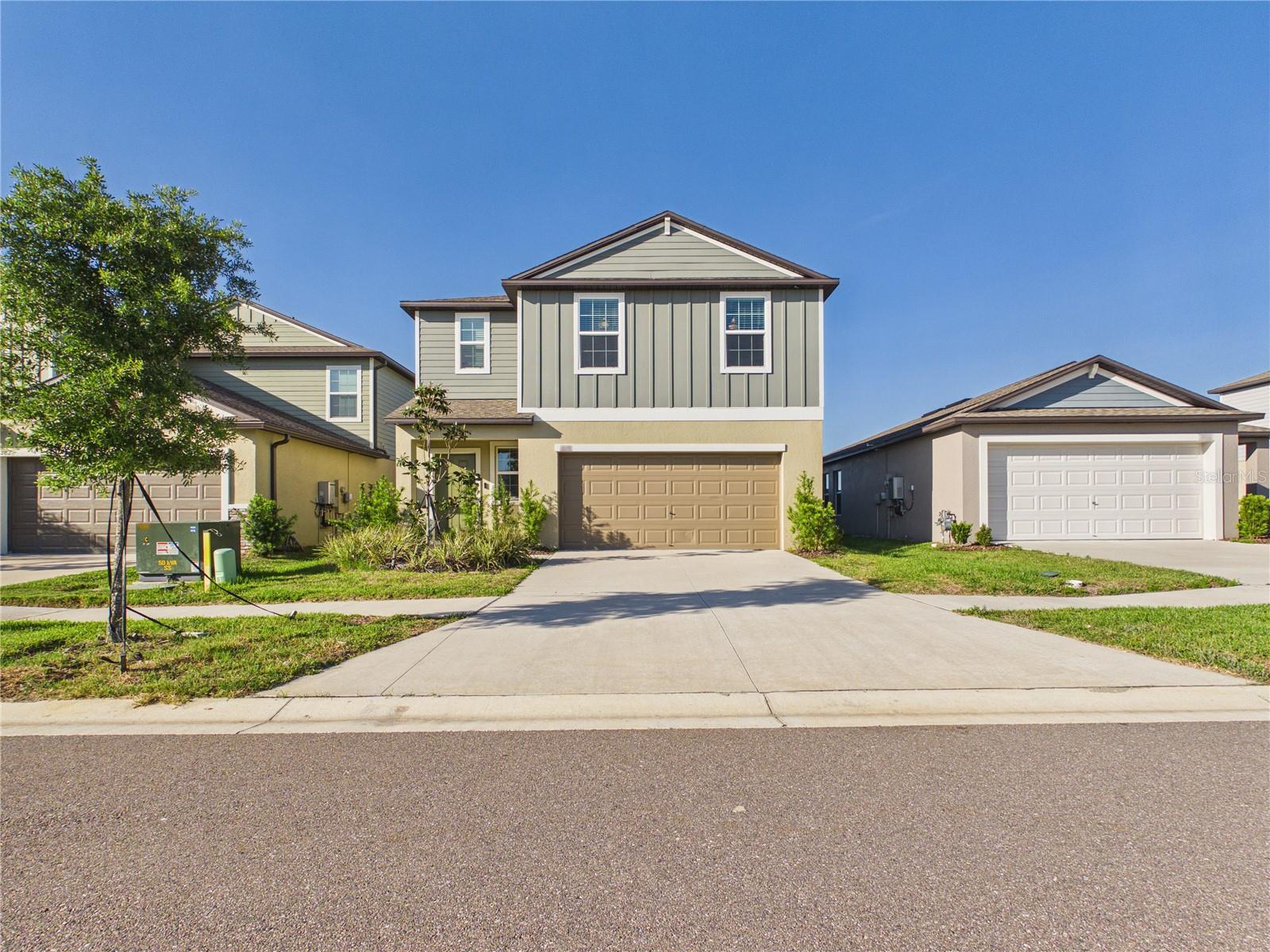 Single Family Residence em ZEPHYRHILLS, FL - Daniel Dourado