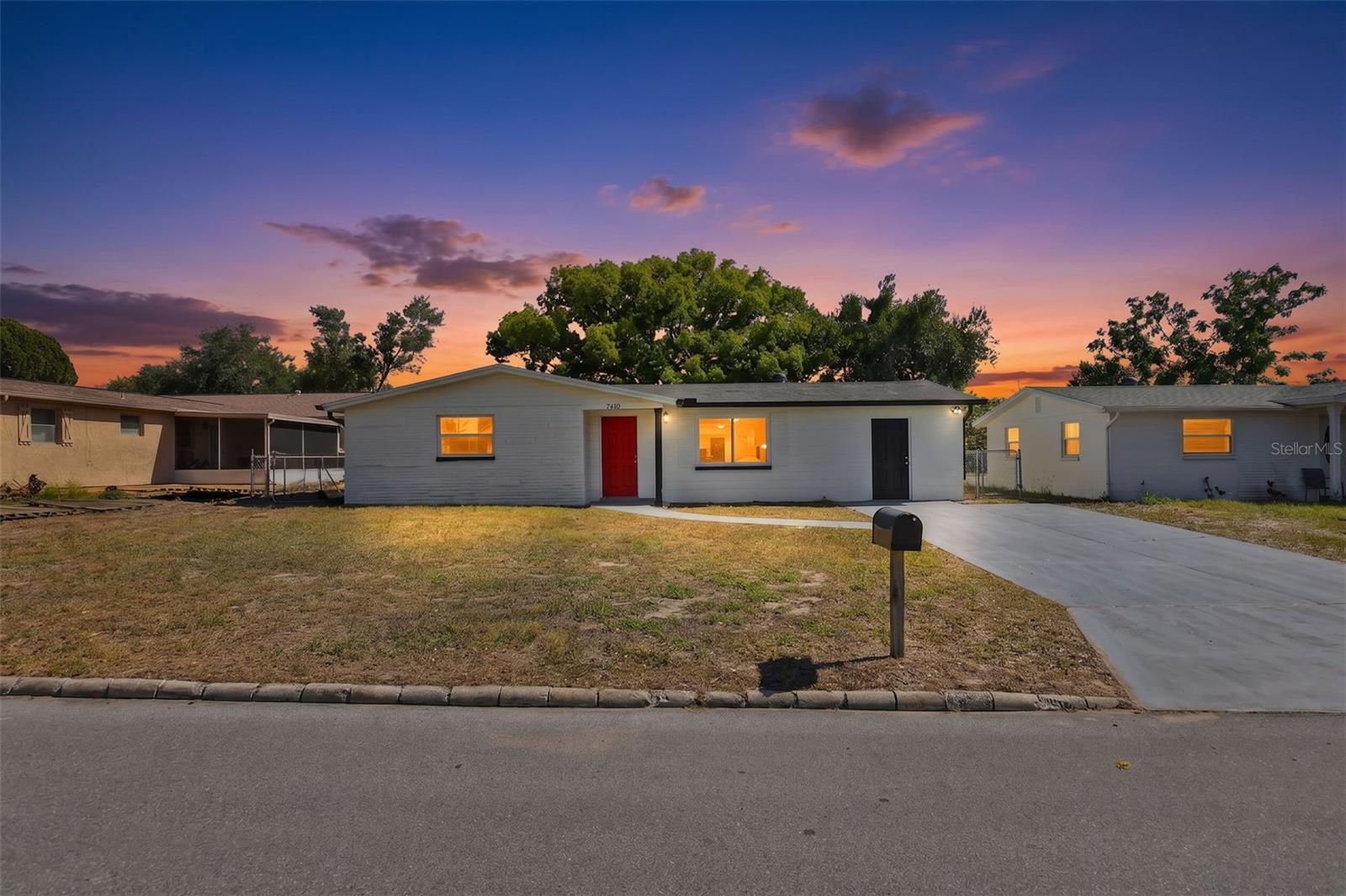Single Family Residence in HUDSON, FL - Daniel Dourado