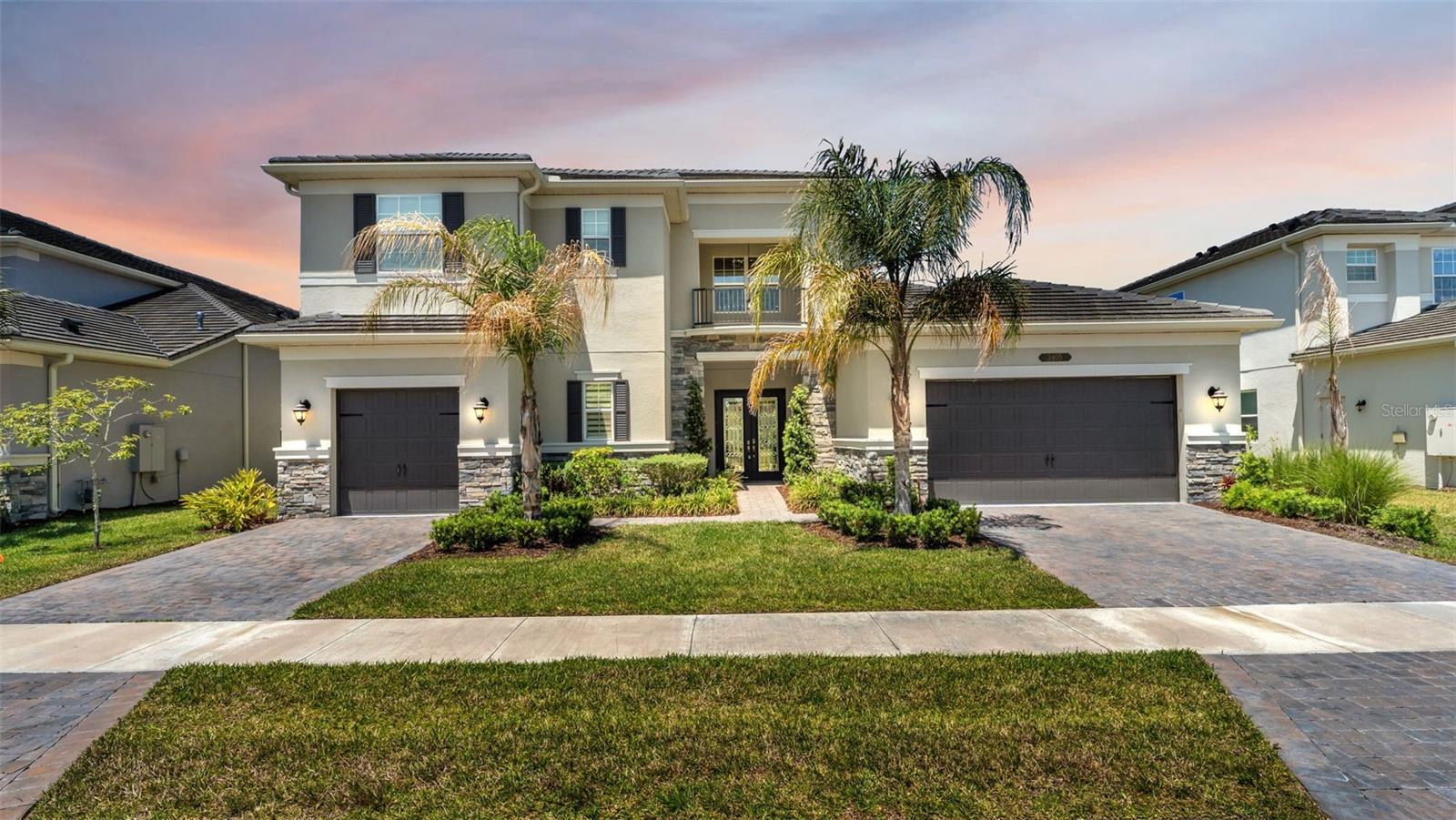 Single Family Residence in WESLEY CHAPEL, FL - Daniel Dourado