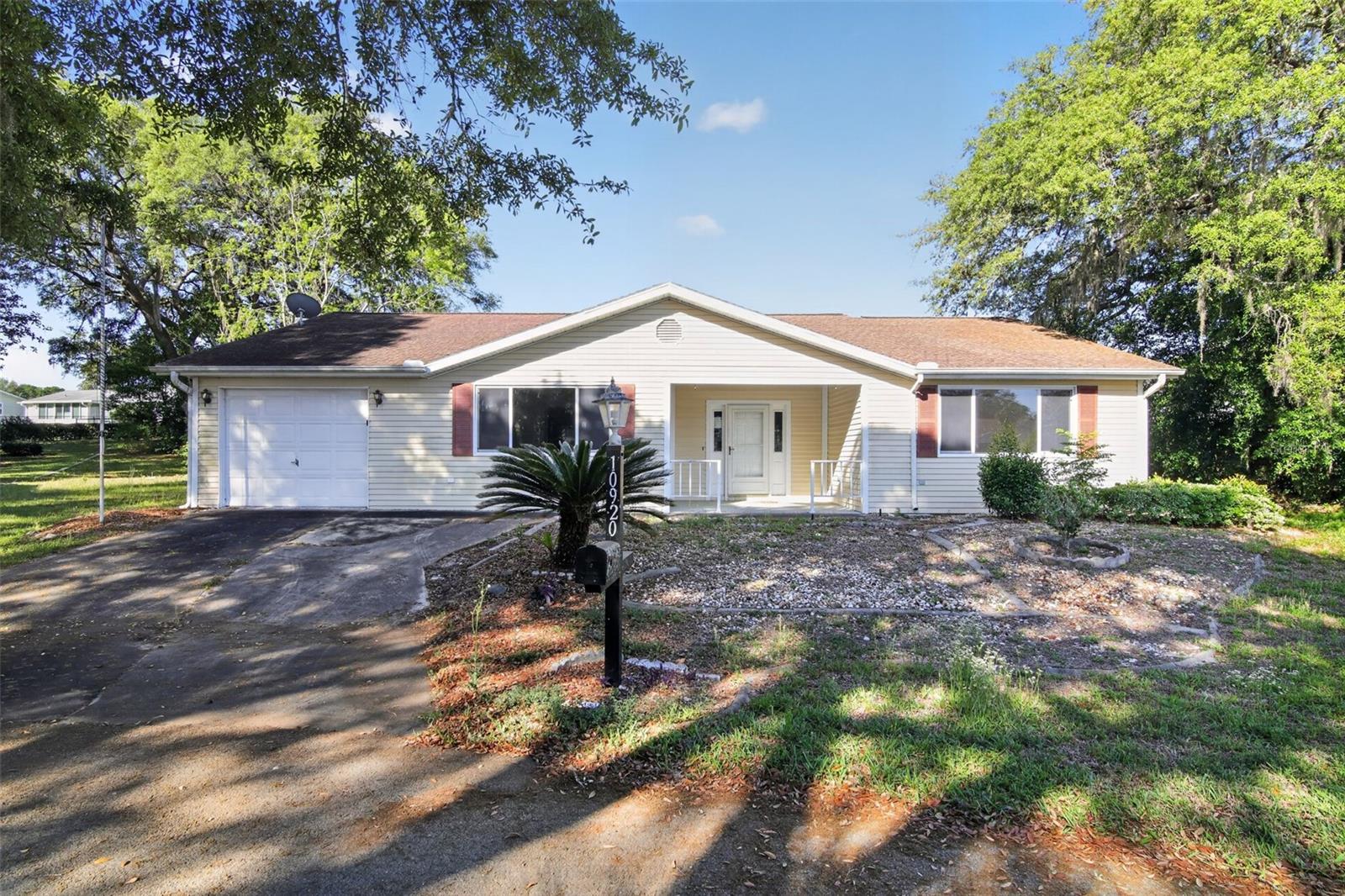 Single Family Residence in OCALA, FL - Daniel Dourado