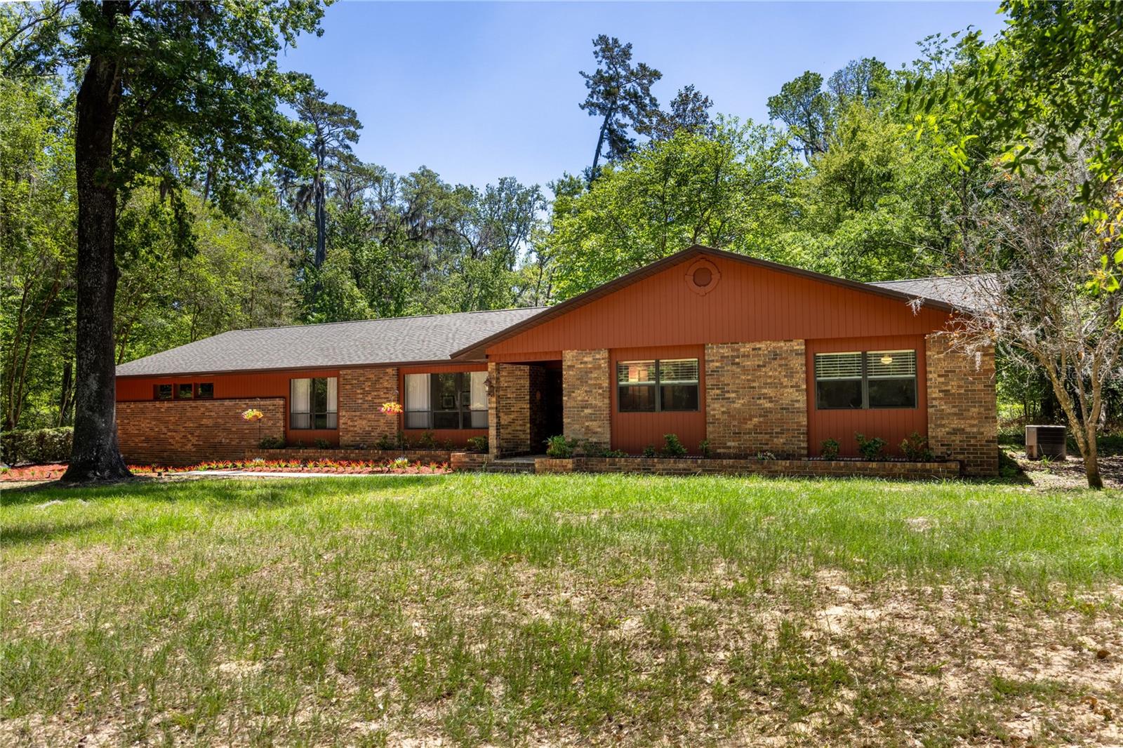 Single Family Residence em GAINESVILLE, FL - Daniel Dourado