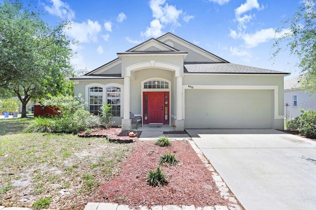 Single Family Residence em APOLLO BEACH, FL - Daniel Dourado