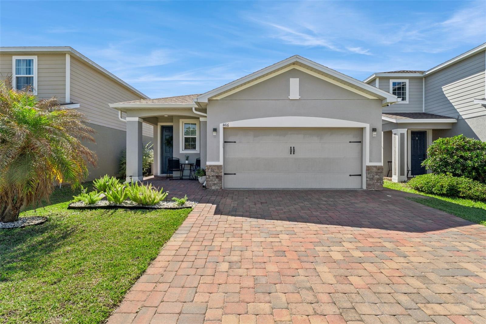 Single Family Residence in KISSIMMEE, FL - Daniel Dourado