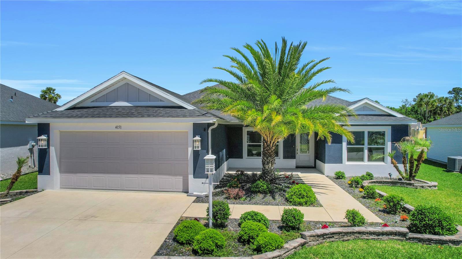 Single Family Residence in THE VILLAGES, FL - Daniel Dourado