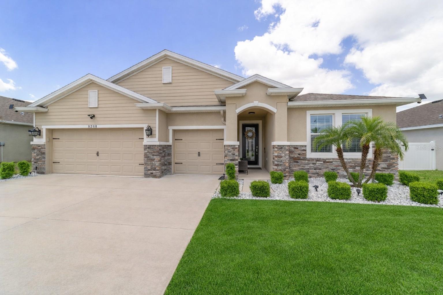 Single Family Residence in OCALA, FL - Daniel Dourado