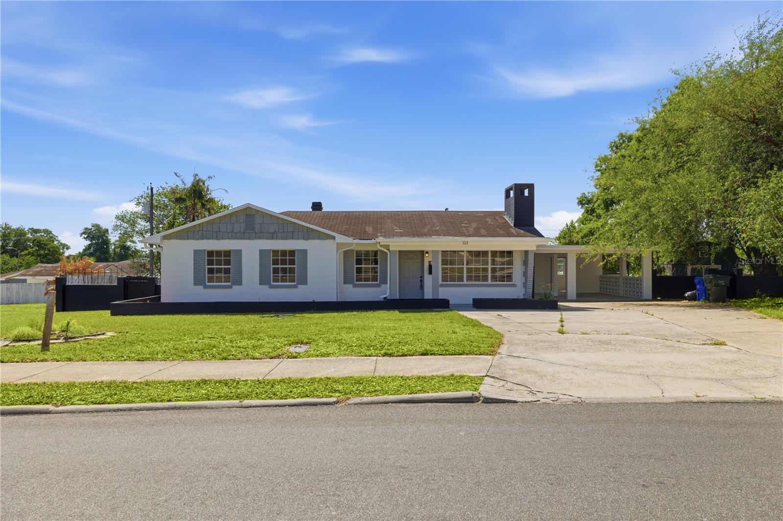 Single Family Residence in LAKELAND, FL - Daniel Dourado