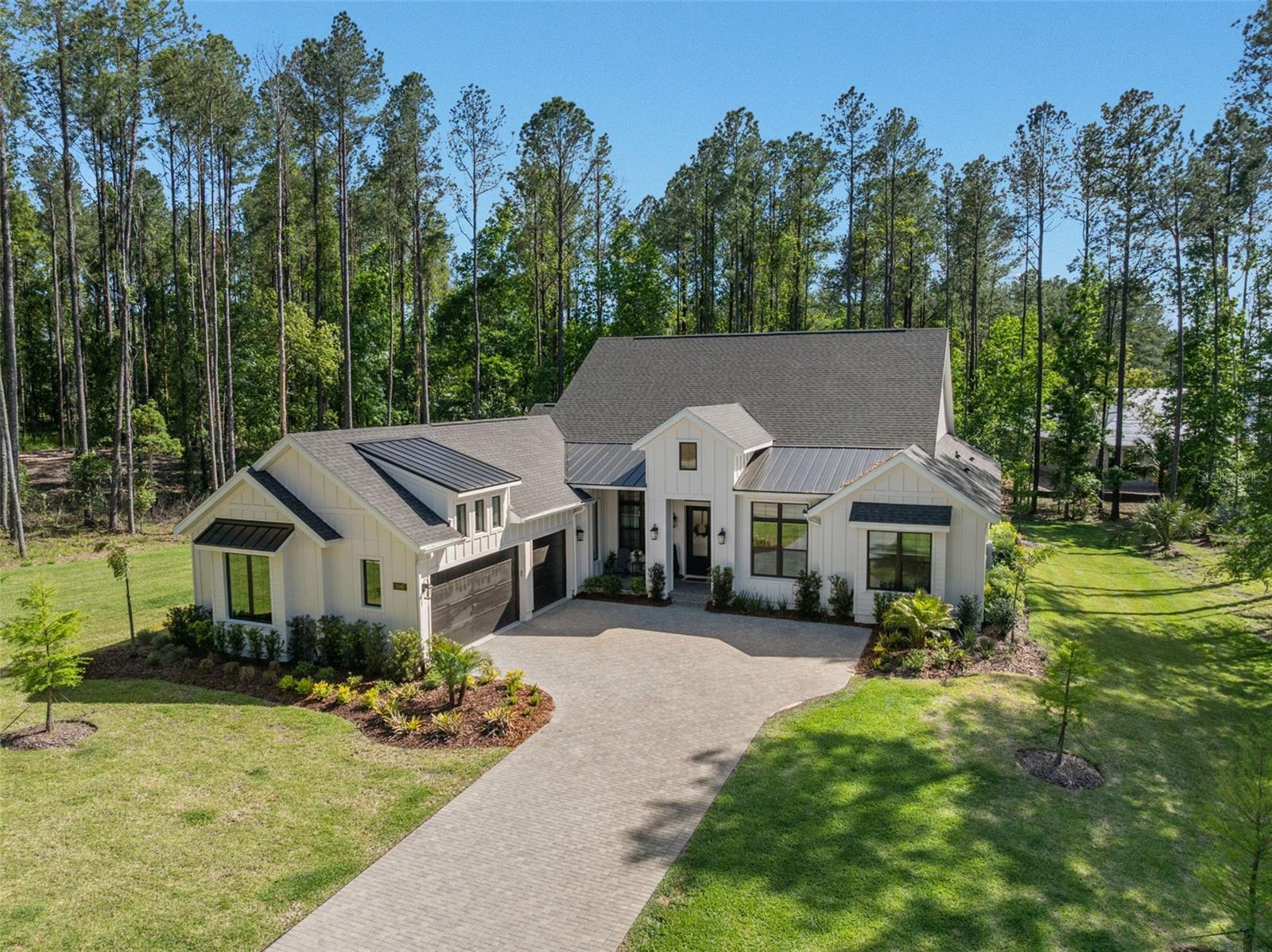 Single Family Residence in BROOKSVILLE, FL - Daniel Dourado