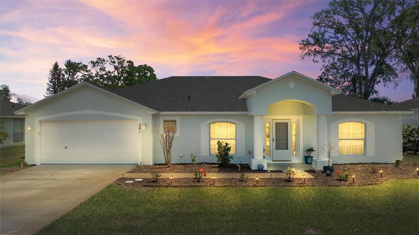 Single Family Residence em EDGEWATER, FL - Daniel Dourado