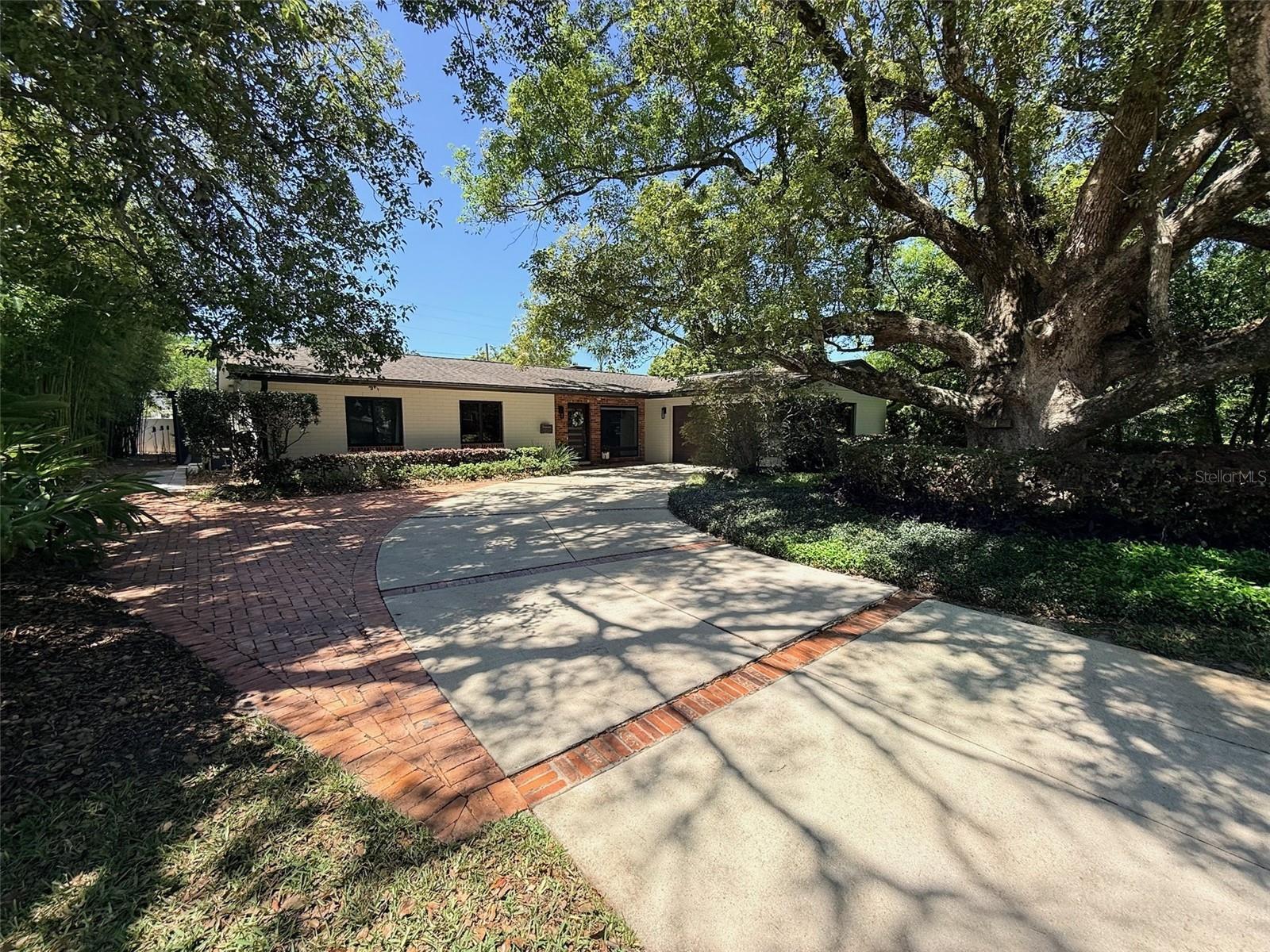 Single Family Residence em MAITLAND, FL - Daniel Dourado