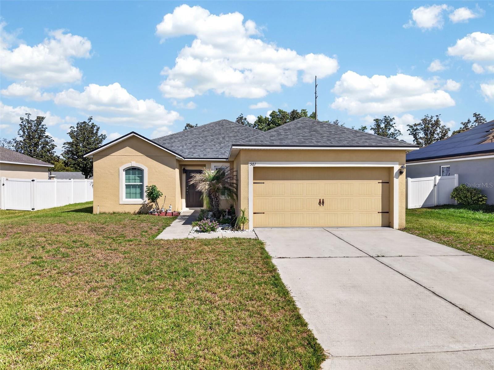 Single Family Residence in LAKE ALFRED, FL - Daniel Dourado