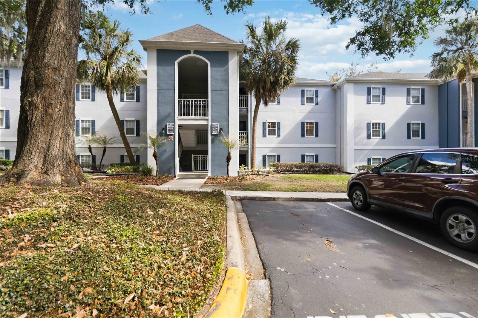 Condominium in LONGWOOD, FL - Daniel Dourado