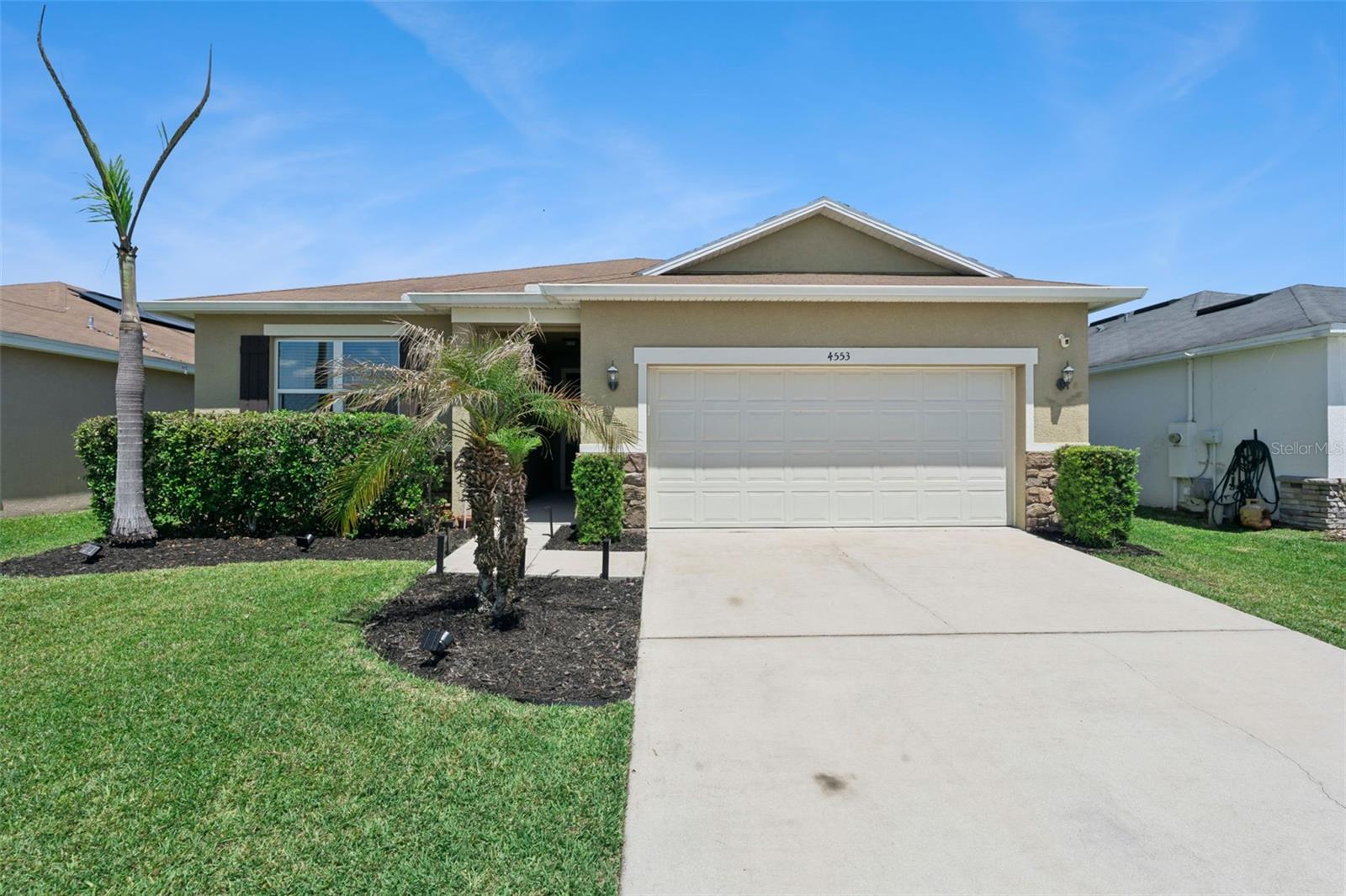 Single Family Residence em ST CLOUD, FL - Daniel Dourado