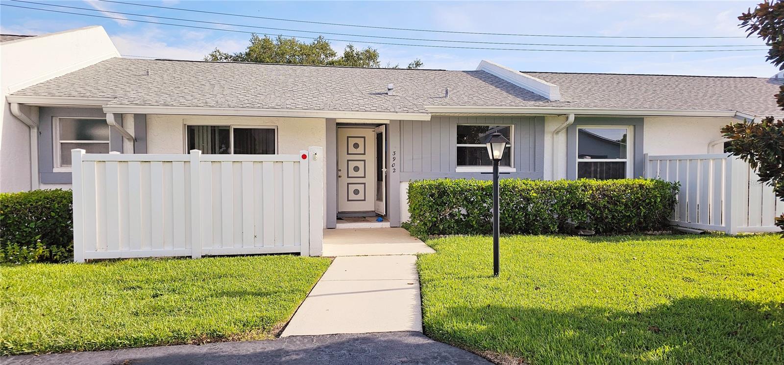 Condominium in BRADENTON, FL - Daniel Dourado