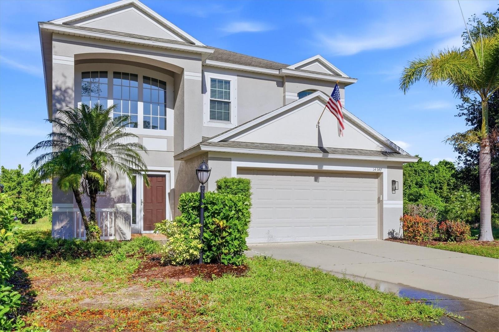 Single Family Residence in LAKEWOOD RANCH, FL - Daniel Dourado