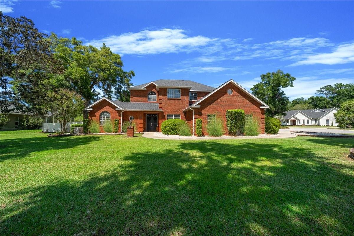 Single Family Residence in OCALA, FL - Daniel Dourado