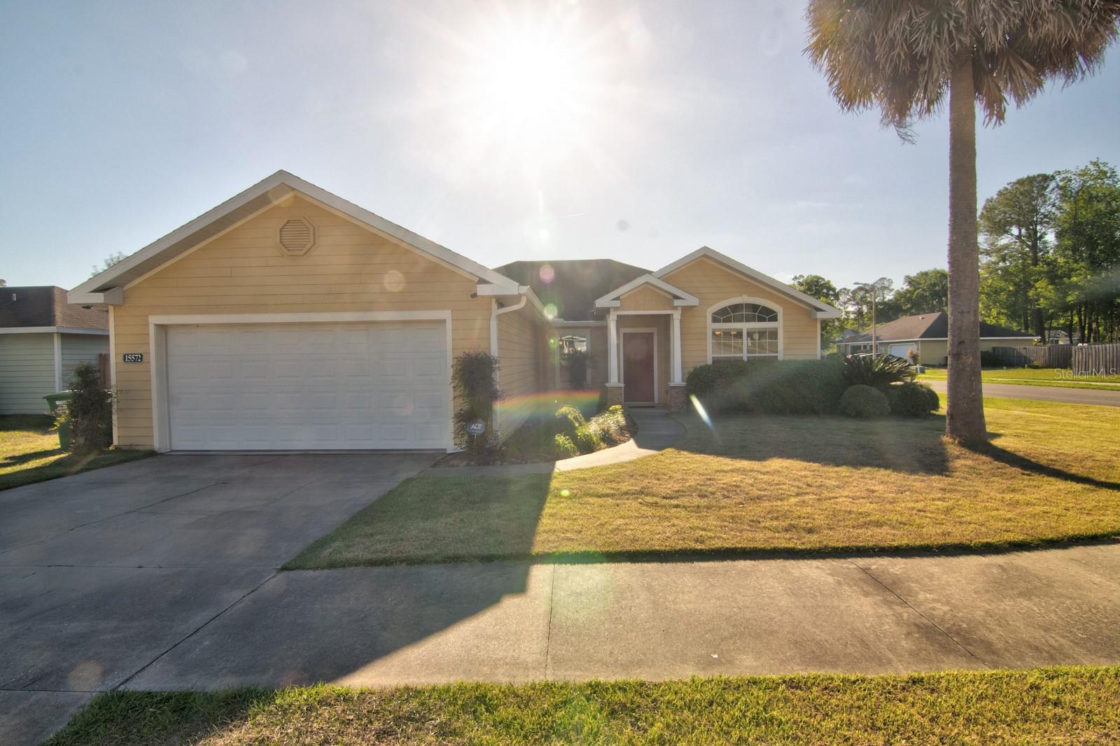 Single Family Residence em ALACHUA, FL - Daniel Dourado