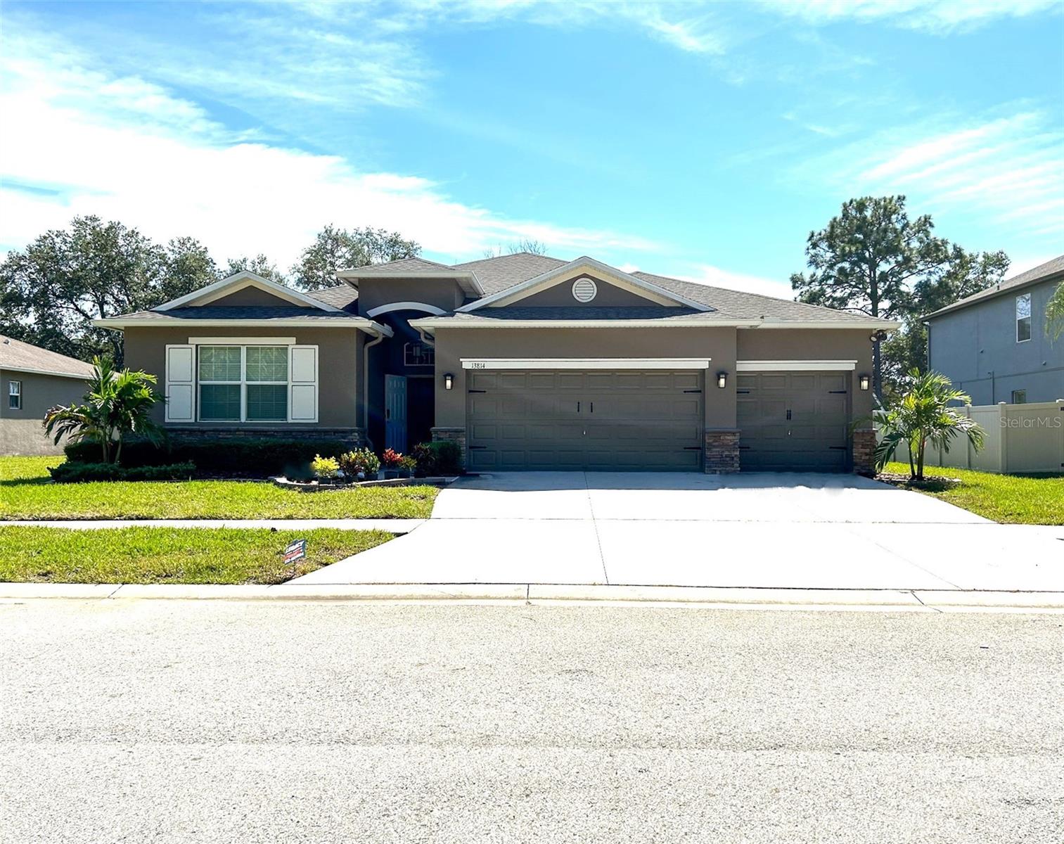 Single Family Residence in HUDSON, FL - Daniel Dourado