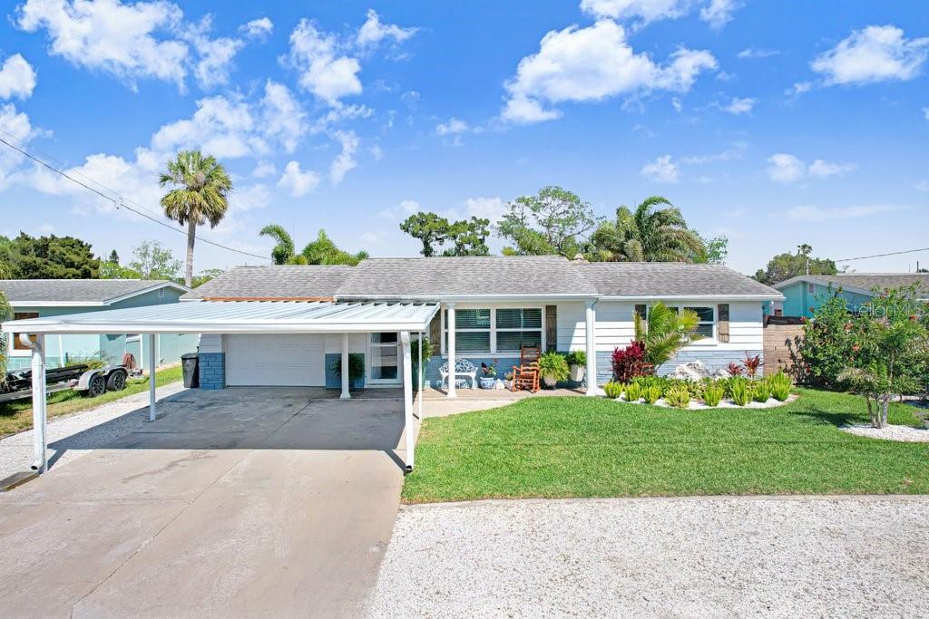 Single Family Residence in HUDSON, FL - Daniel Dourado
