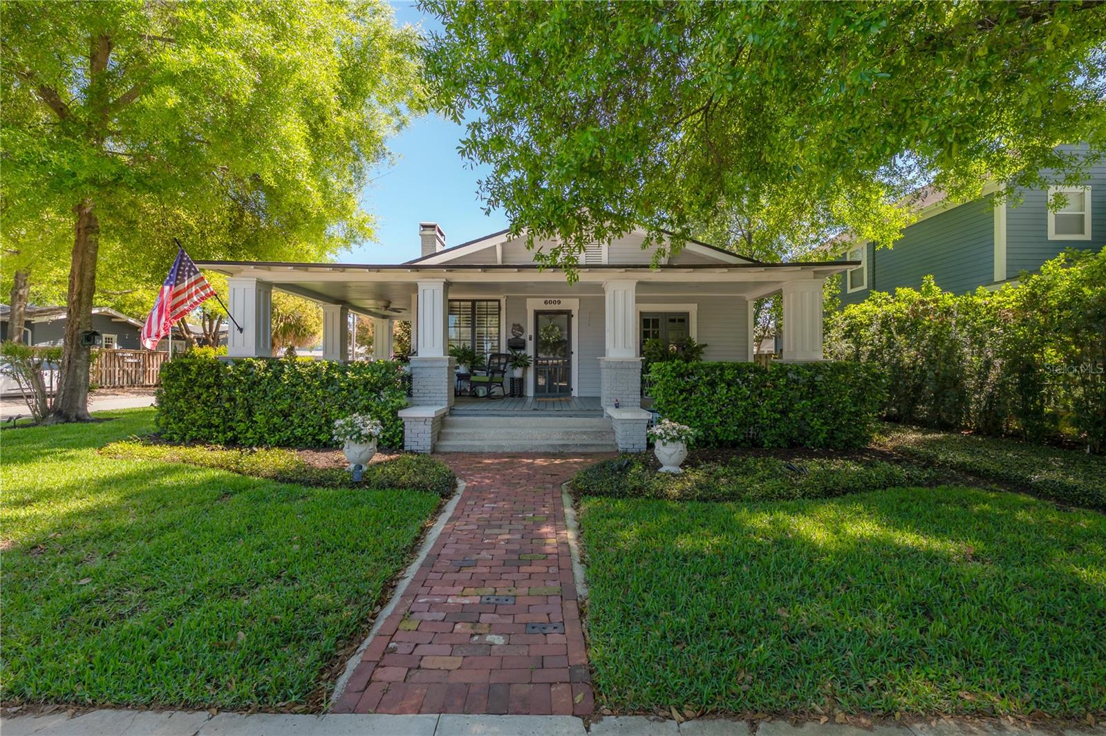 Single Family Residence in TAMPA, FL - Daniel Dourado