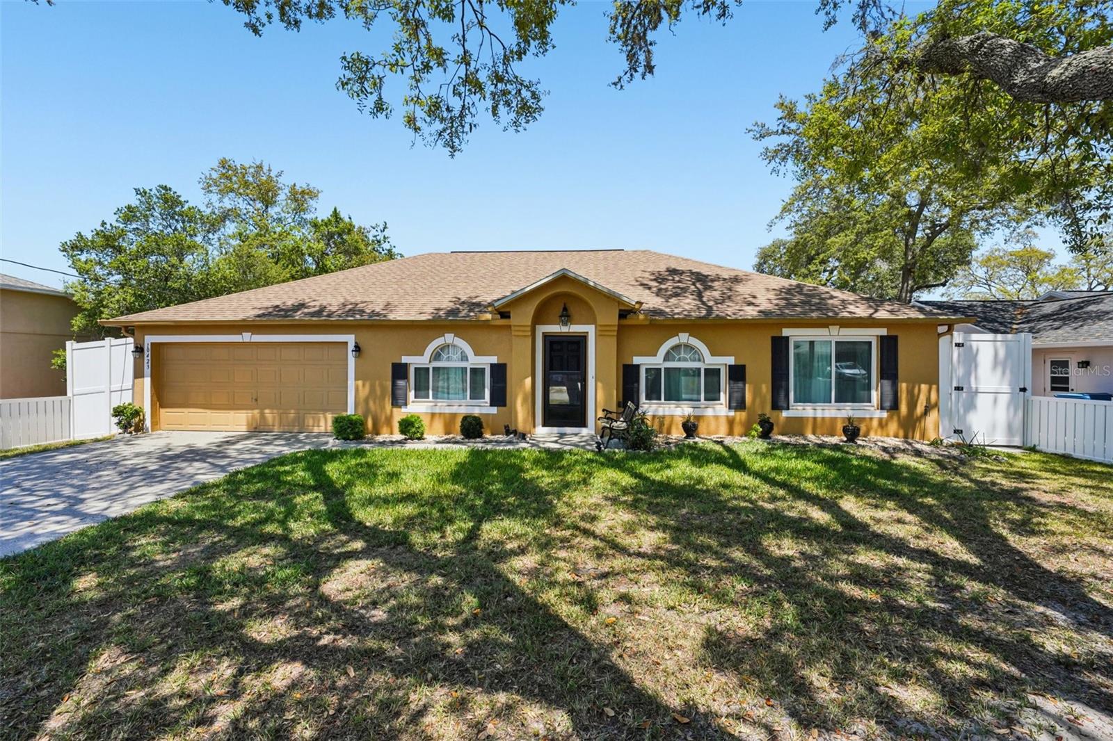 Single Family Residence em SPRING HILL, FL - Daniel Dourado