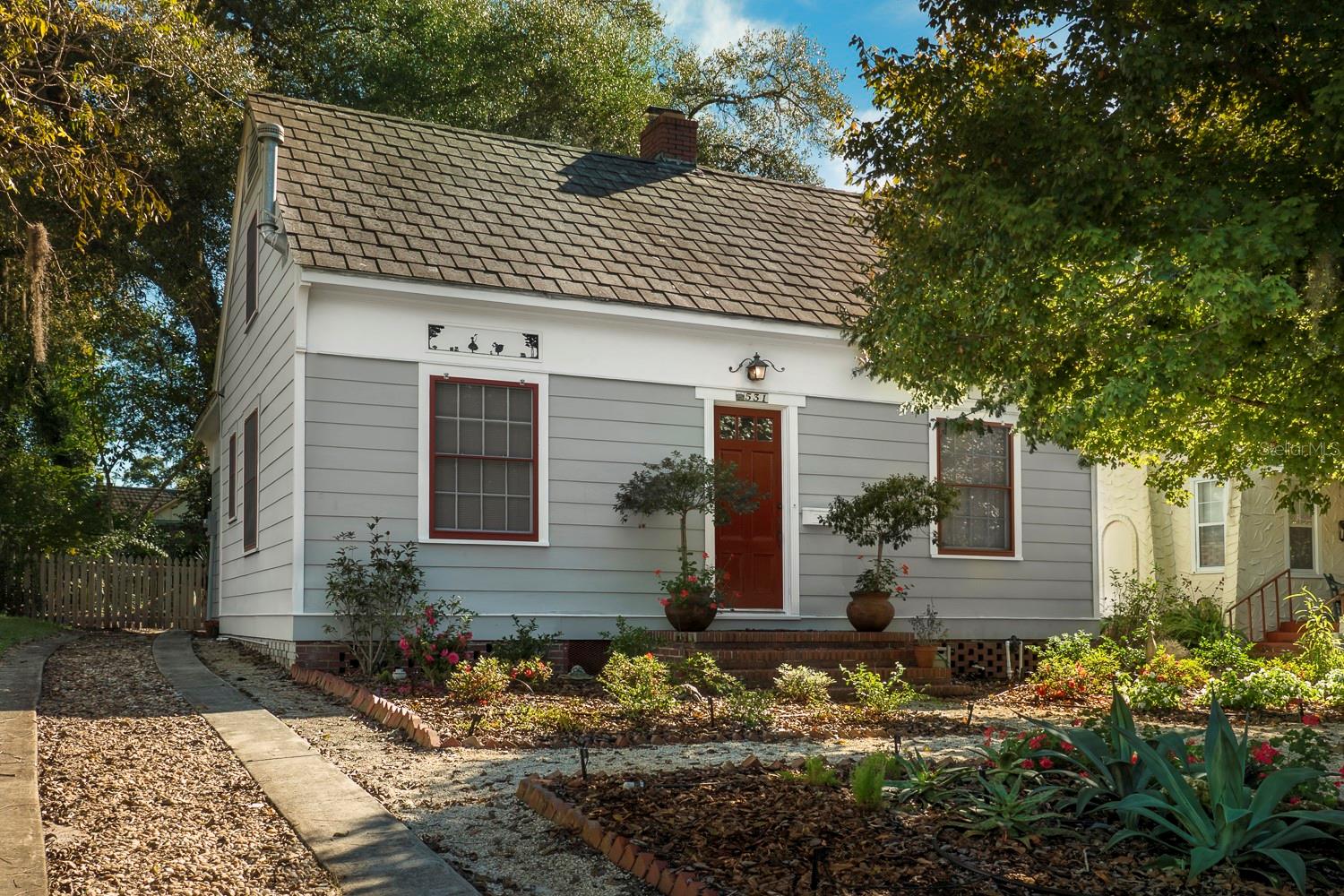 Single Family Residence in GAINESVILLE, FL - Daniel Dourado