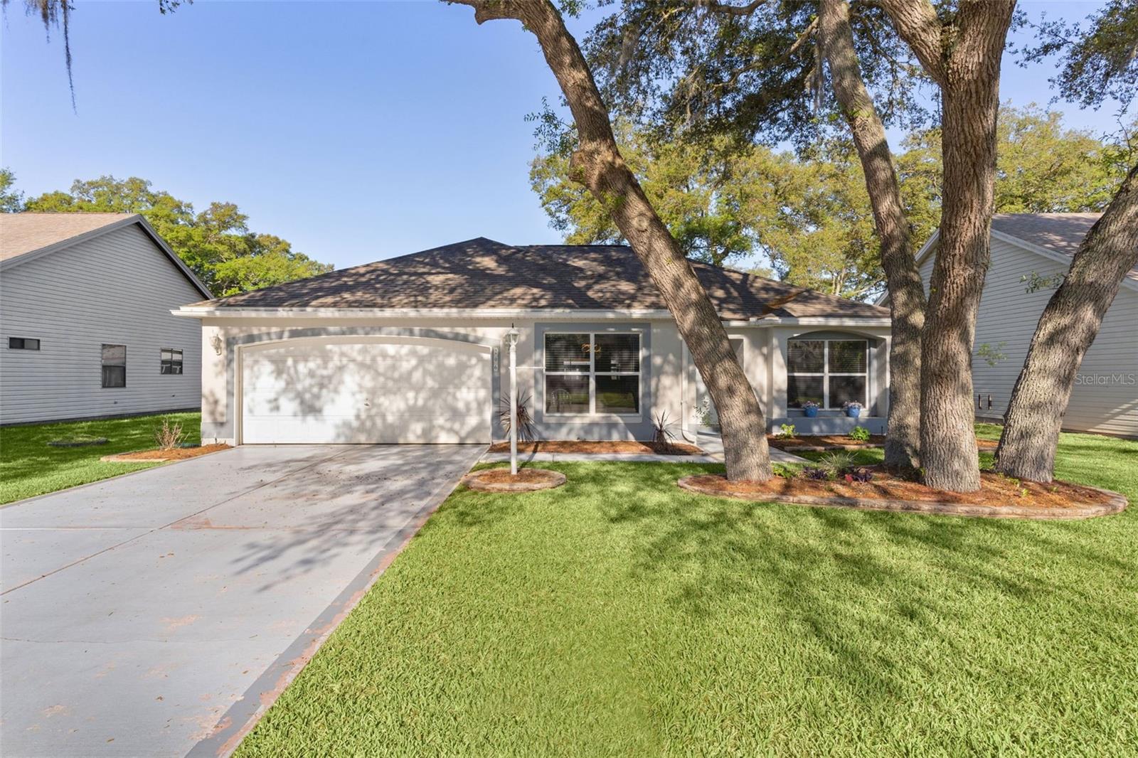 Single Family Residence in THE VILLAGES, FL - Daniel Dourado