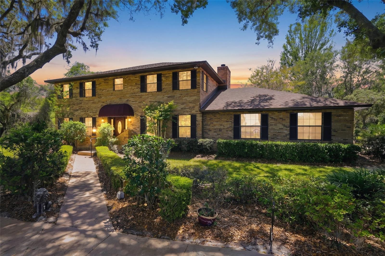 Single Family Residence in TAVARES, FL - Daniel Dourado