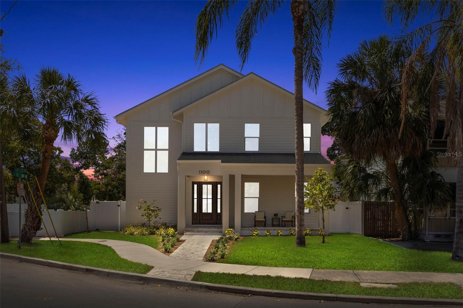 Single Family Residence em ST PETERSBURG, FL - Daniel Dourado
