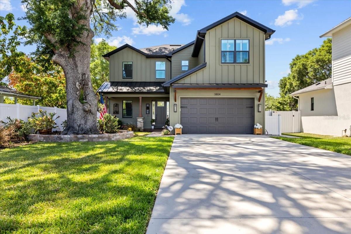Single Family Residence in TAMPA, FL - Daniel Dourado