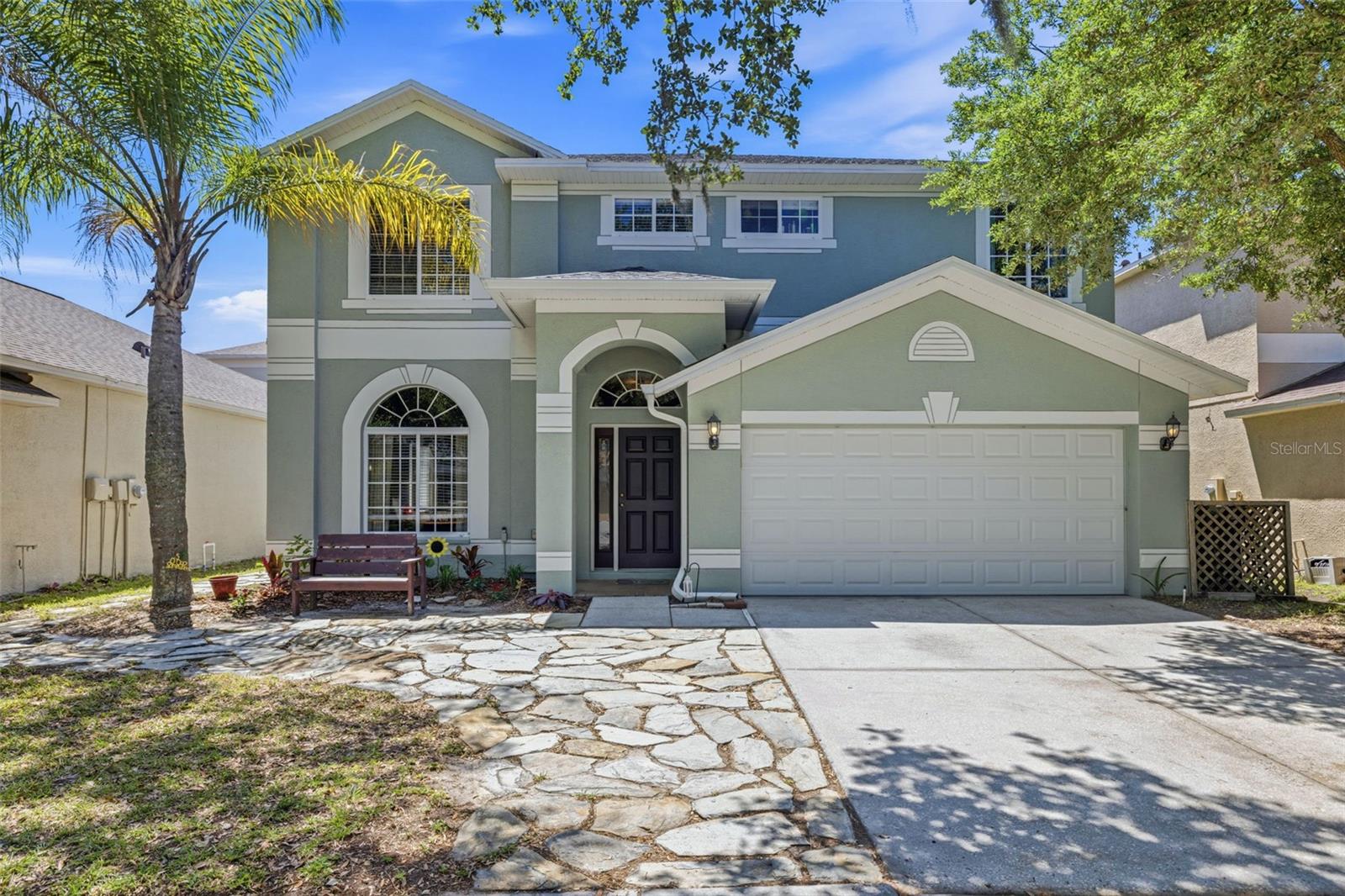 Single Family Residence in LUTZ, FL - Daniel Dourado