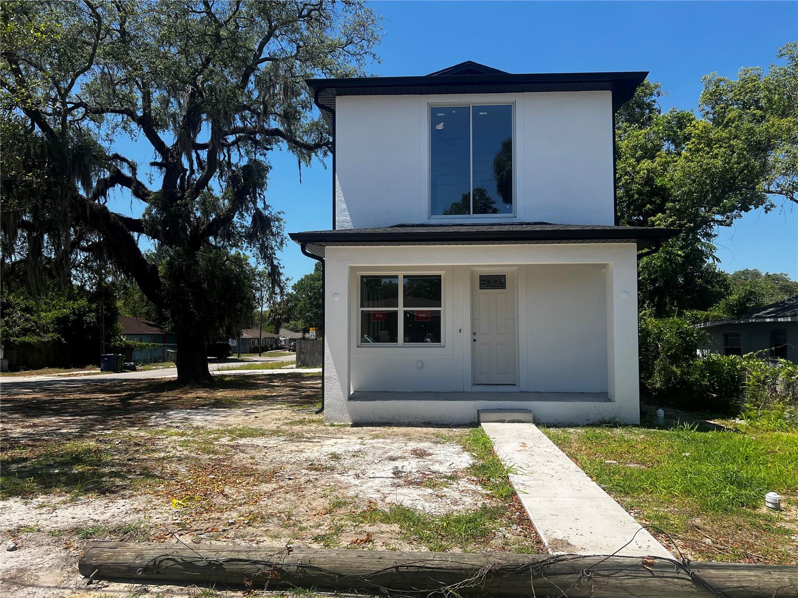 Single Family Residence in TAMPA, FL - Daniel Dourado