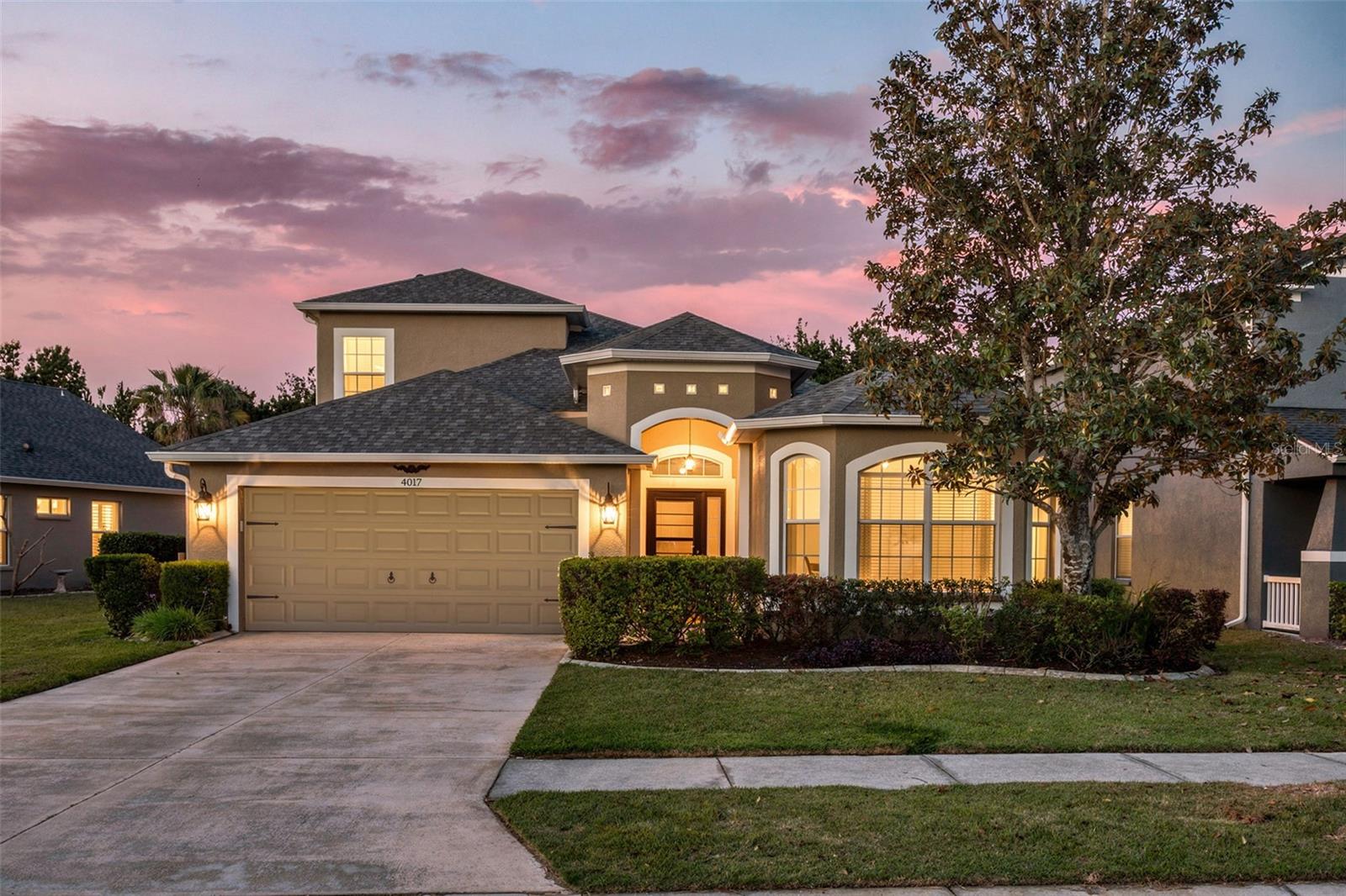 Single Family Residence in WESLEY CHAPEL, FL - Daniel Dourado